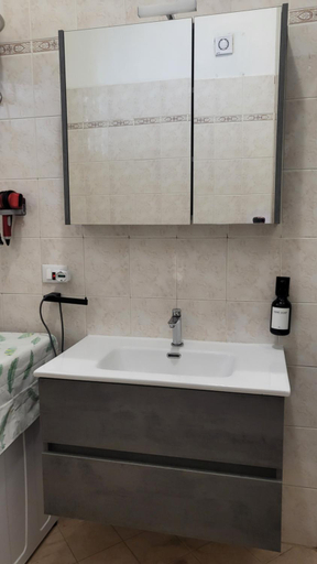 Bathroom 3, Casa Manzoni, Novara