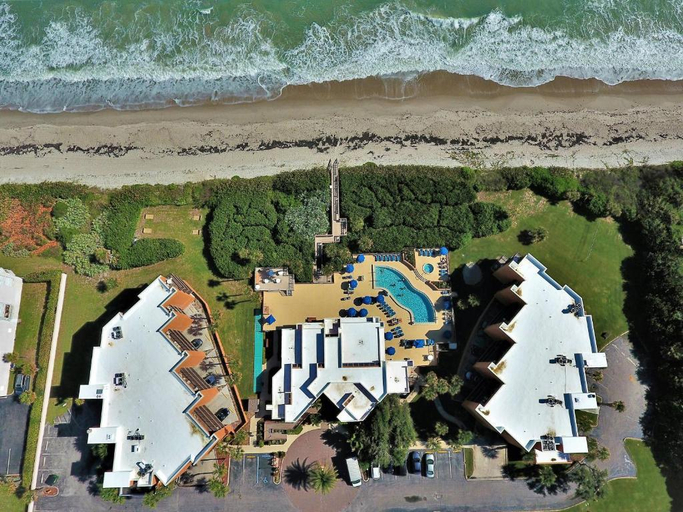 Exterior & Views 1, Oceanique Resort, Brevard