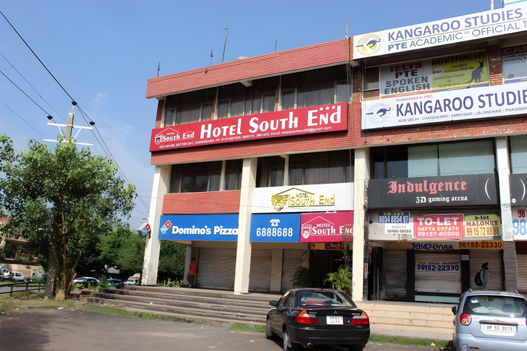 Exterior & Views, South End Hotel, Chandigarh