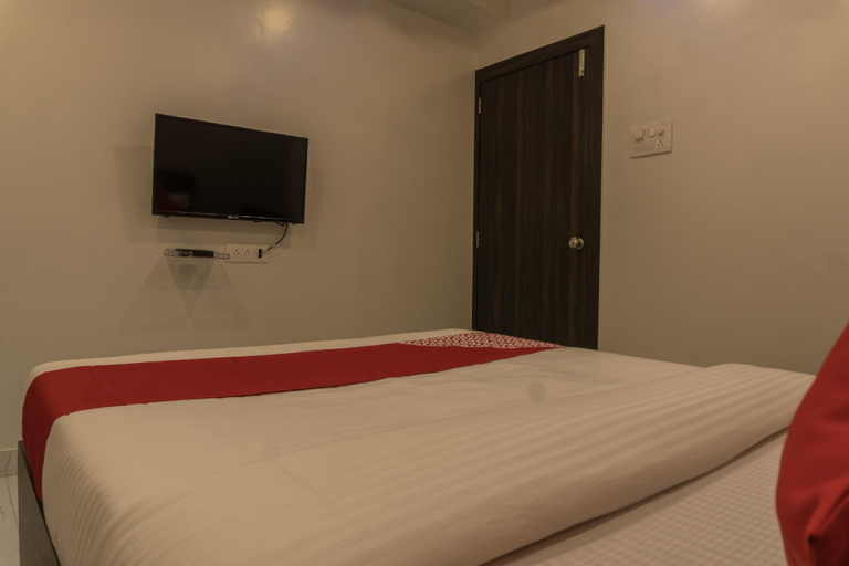Bedroom 3, Flagship 28674 Orchid Platinum Guest House, Pune