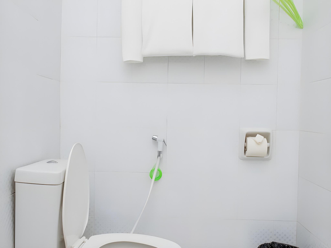 Bathroom, Aung Tha Pyay Hotel 2, Yangon
