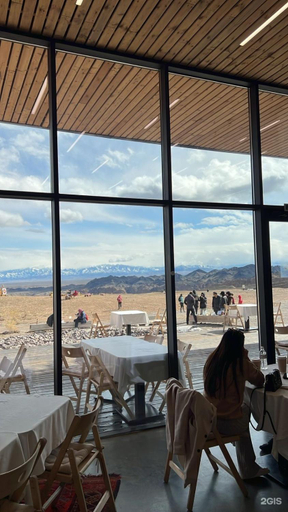 Restaurant 5, Pana Unique Charyn, Enbekshikazakhskiy