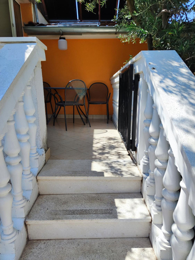 Others 4, Apartmani Seka, Vodice