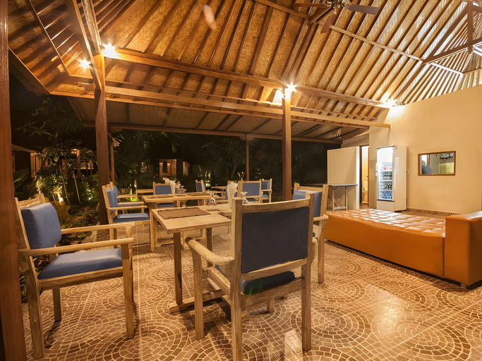 Food & Drinks 5, Amora Huts, Klungkung