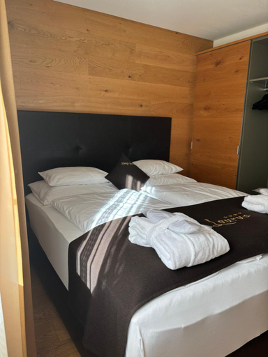 Bedroom 2, Apart-Hotel Laurus Lech, Bludenz