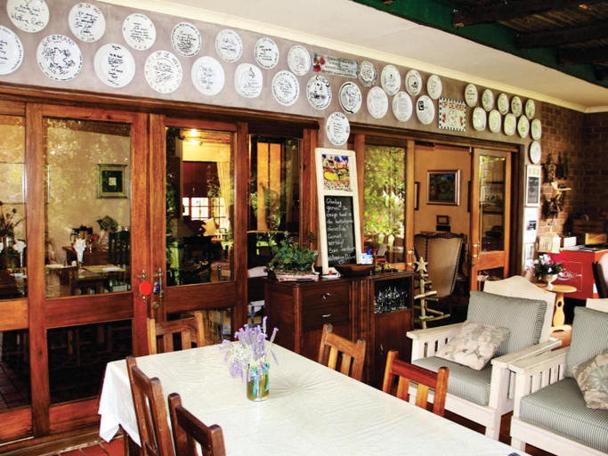 Food & Drinks 2, Op De Hoek Guesthouse, Waterberg