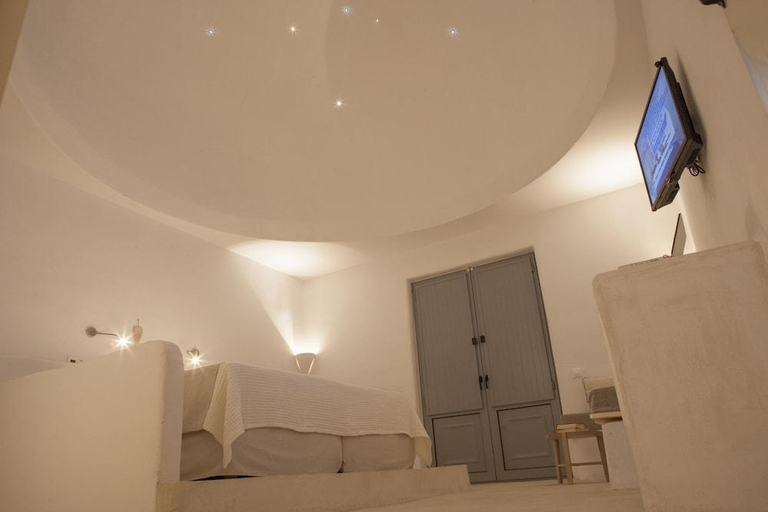 Bedroom 3, Lindos Sun Hotel, South Aegean