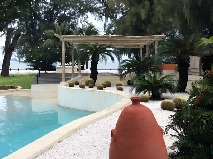 Sport & Beauty 2, Away Las Tortugas Beach Front Condo, Hua Hin