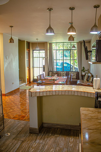 Food & Drinks 4, Del Valle House, Ica
