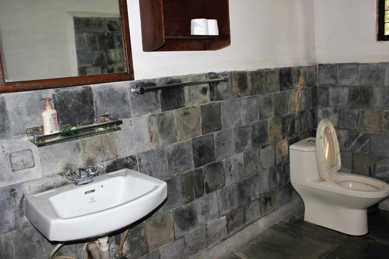 Bathroom 3, Royal Park Hotel, Narayani