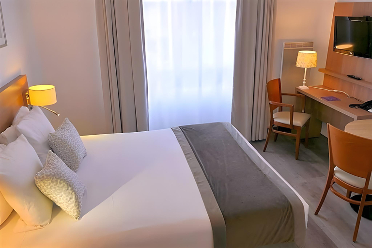 Bedroom 3, Sejours and Affaires Paris Vitry Hotel, Val-de-Marne