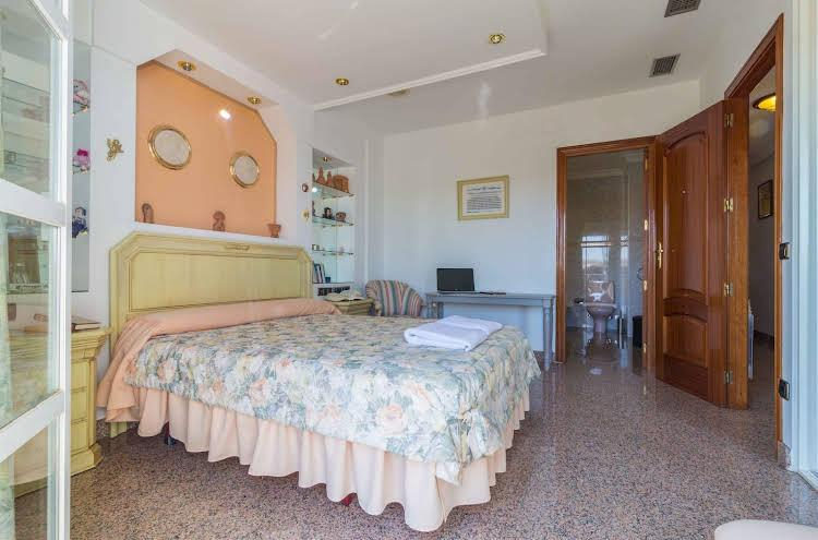 Bedroom 2, Casa Rural Casa Valdecaballeros, Badajoz