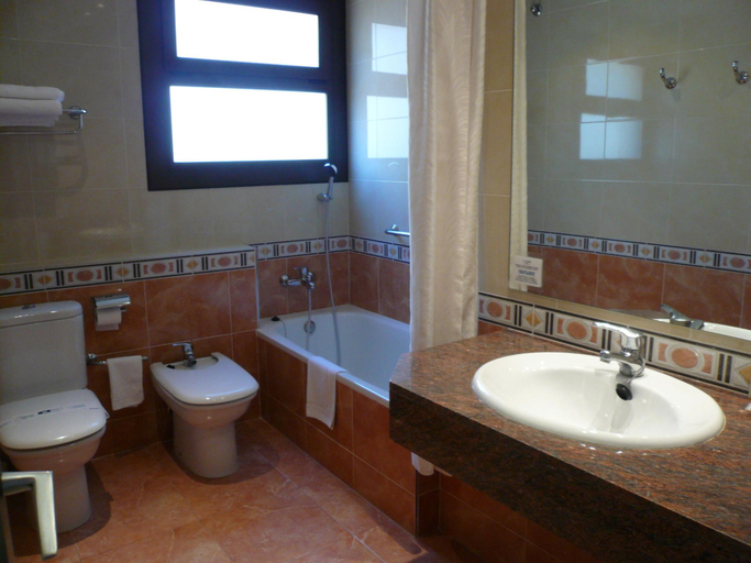 Bathroom 3, Can Fisa Hotel & Apartments, Barcelona