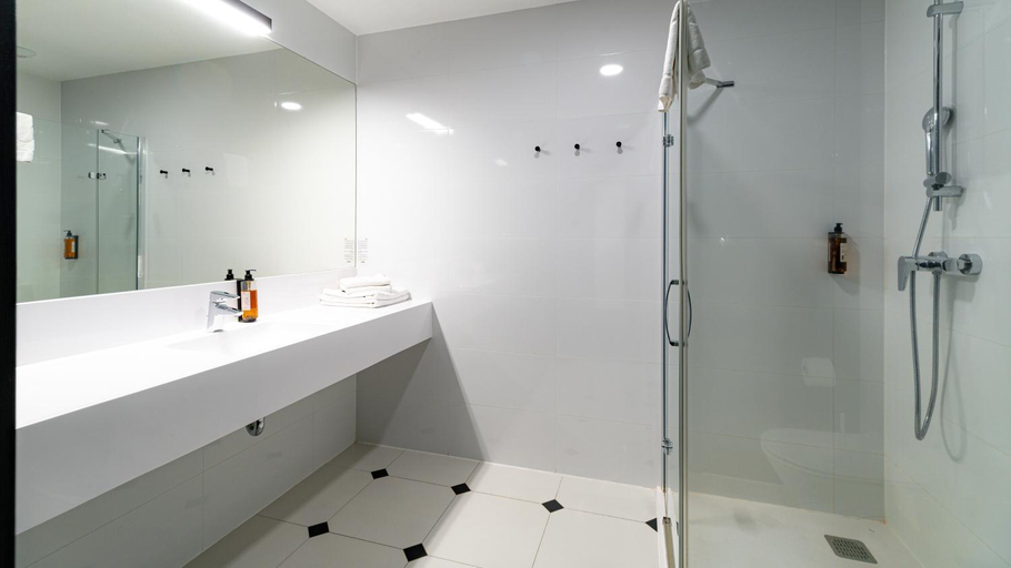 Bathroom 2, Aparthotel Czarna Perla - Czarna Gora Resort, Sun & Snow, Kłodzko
