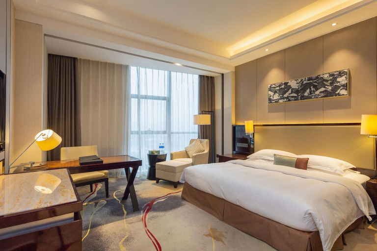 Bedroom 2, Tian Yuan Mingyue Hotel, Lishui