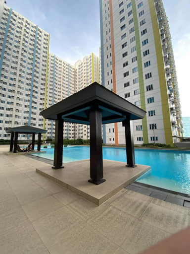 Others 5, MPlace Condominium, Quezon City