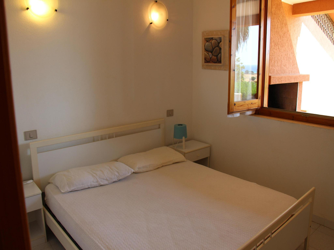 Bedroom, Apartment in Costa Rei near White Sandy Beach, Cagliari