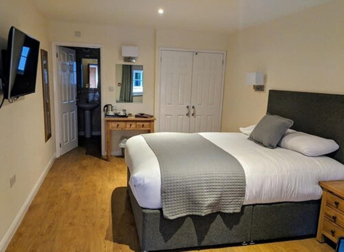 Bedroom 2, Wayford Bridge Inn Hotel, Norfolk