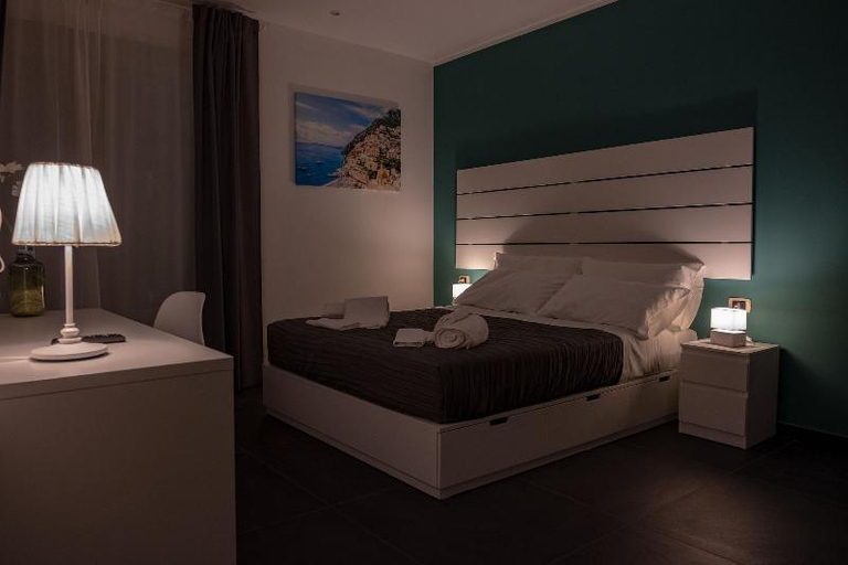 Bedroom 3, Soave Rooms, Napoli