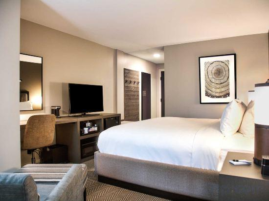 Others 4, The Inn at Riverwalk, an Ascend Hotel Collection M, Eagle