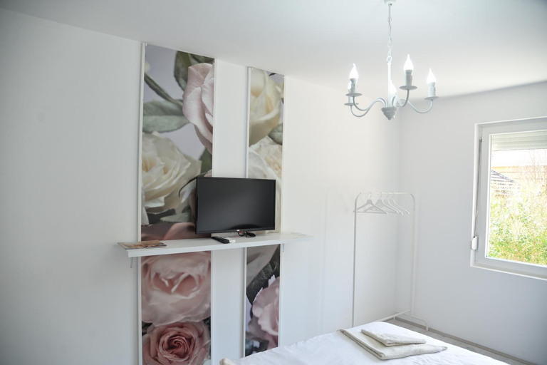 Bedroom 2, Ribarski Konaci, Kruševac