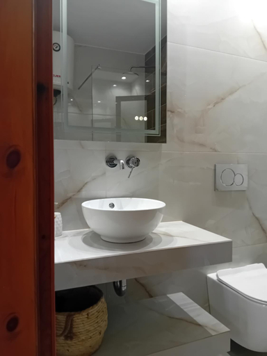 Bathroom 2, Marketos Apartments, Ionian Islands