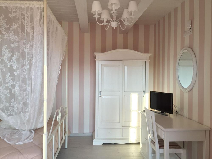 Bedroom 4, Ca' del Conte, Salerno