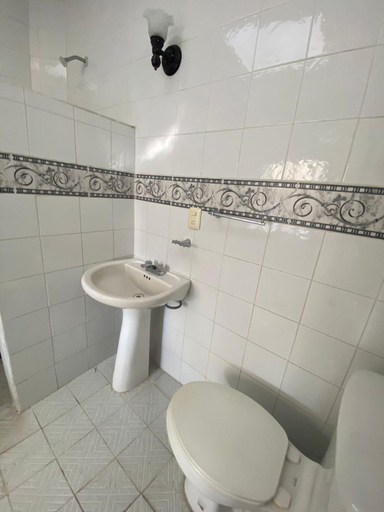Bathroom 2, Hostal tequila, Tequila