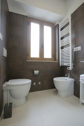 Bathroom 4, B&B La Stazione, Cosenza