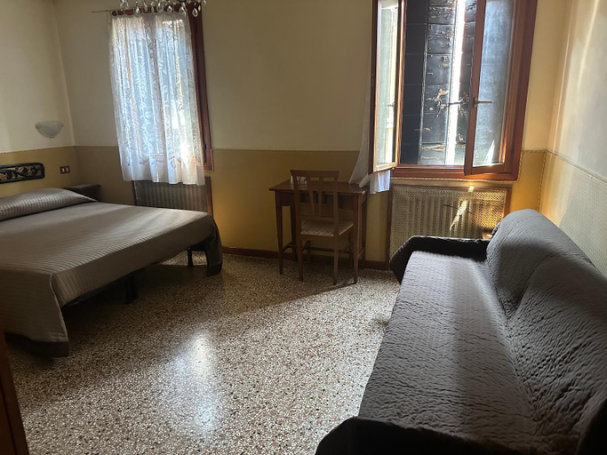 Bedroom 3, Hotel Locanda Ca' Foscari, Venezia