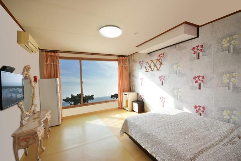 Bedroom, Bangpo Beach Pension, Taean