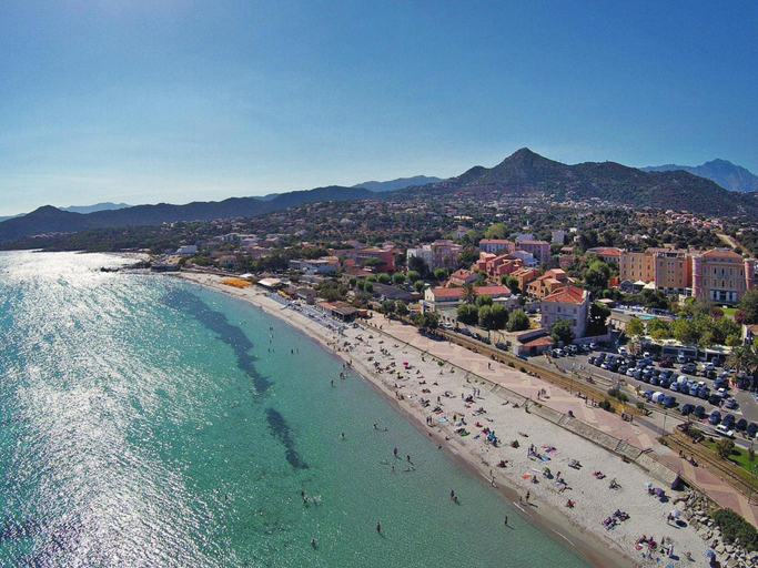 Others 3, Apartment near Sandy Beaches, Haute-Corse