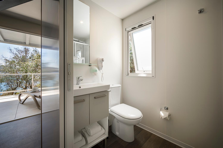 Bathroom 3, Maistra Camping Koversada Uncovered Naturist Mobile homes, Vrsar