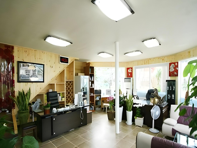 Others 2, Human Valley Pension, Taean