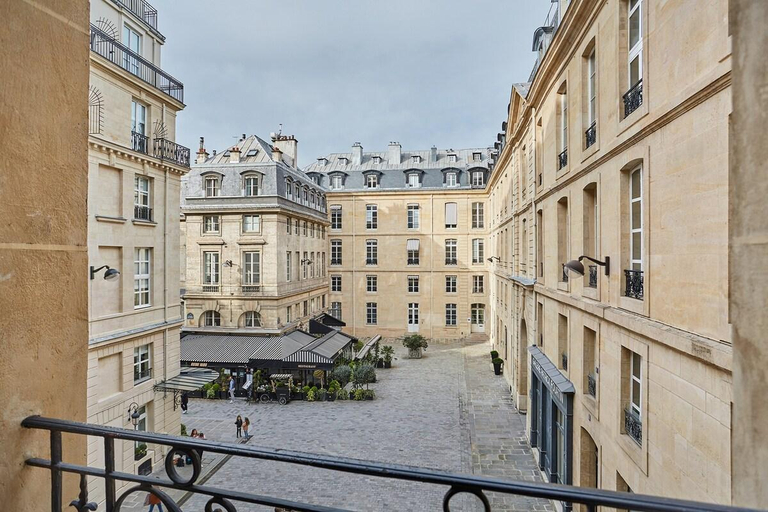 Exterior view 5, Incredible apartment Louvre/Palais Royal, Paris