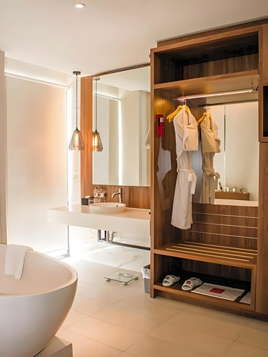 Bathroom 5, Emersia Hotel and Resort Batusangkar, Tanah Datar