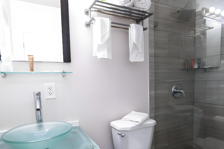 Bathroom 4, FBH Fashion Boutique Hotel, Miami-Dade