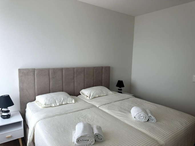 Bedroom 3, Hôtel du Quai, Aigle
