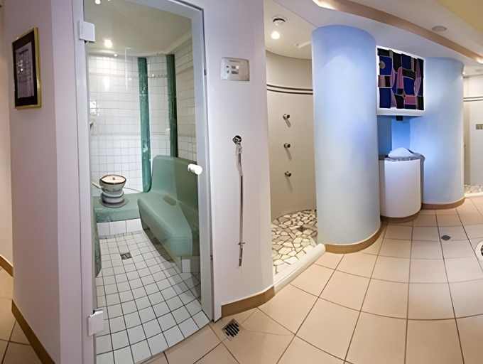 Bathroom 3, Hotel Persura, Landeck