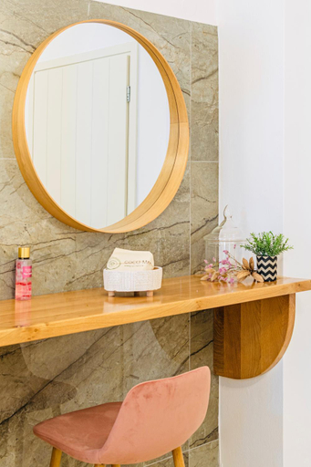 Bathroom 3, Gerani Studios, South Aegean