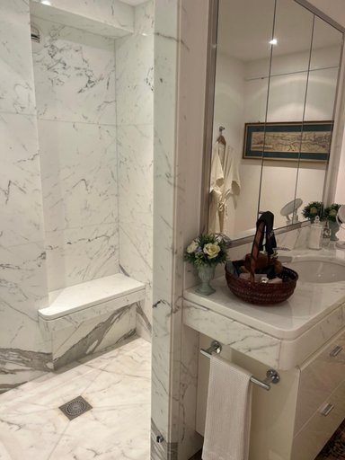 Bathroom 3, La Caladina, Alpes-Maritimes