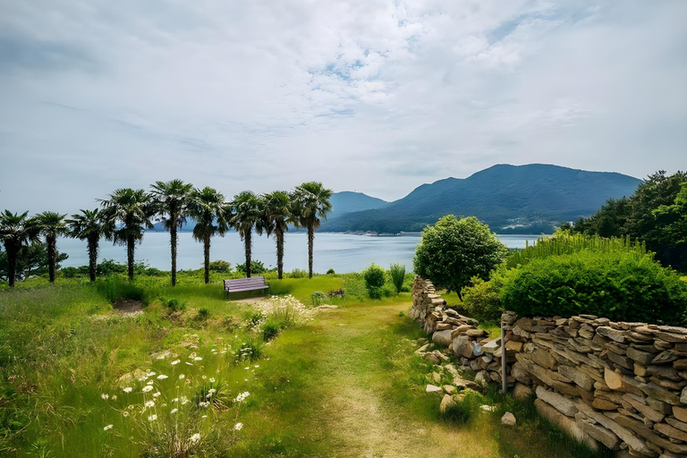 Others 5, Geoje Sinbi Bada Pension, Geoje