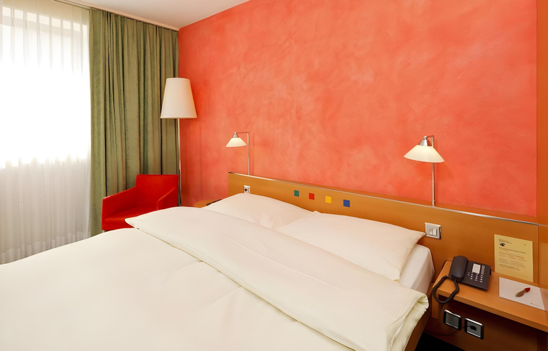 Bedroom 3, Hotel Metropol Basel, Basel