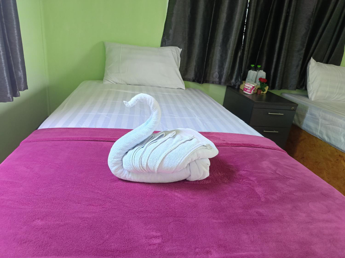 Bedroom 2, Bussaracum Resort, Tha Muang