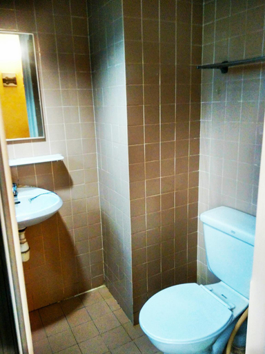 Bathroom 3, Bayu Emas Apartments @ Batu Ferringhi, Penang Island