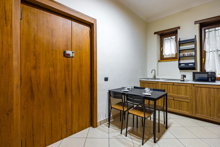 Others 3, Toledo Bright Apartment by Wonderful Italy, Napoli
