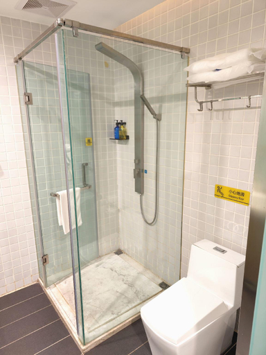 Bathroom 4, 7 Days Inn Urumqi Midong Middle Road Shenhua Mining Bureau, Changji Hui