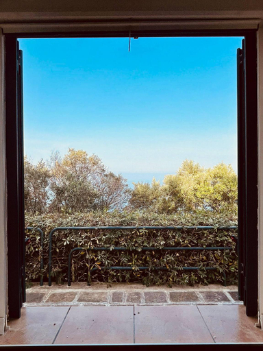 View 3, House overlooking the bay - Seaview, Lecce