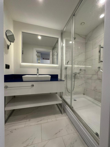 Bathroom 5, Orbi city, Batumi