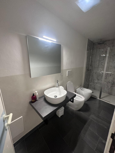 Bathroom, San Giacomo Rooms, Cagliari